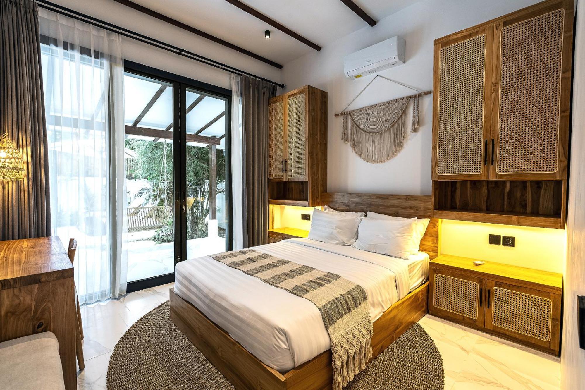 Villa Blue Wave Luxury 3 Bedroom & Private Pool